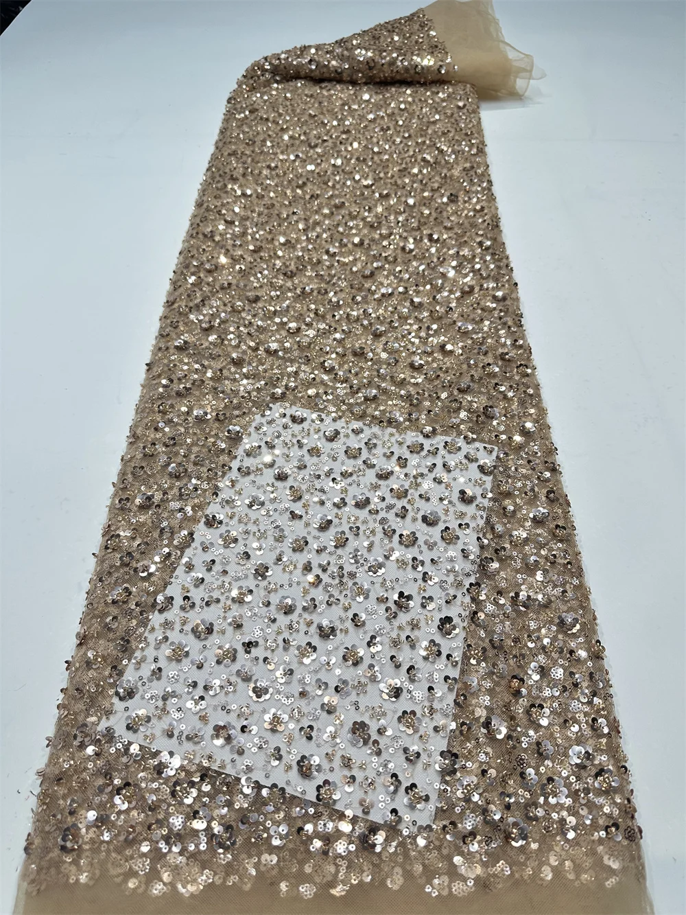 Glitter Tablecloth - Afrikanischer Spitzenstoff 2026 Gold Pailletten Perlenstickerei