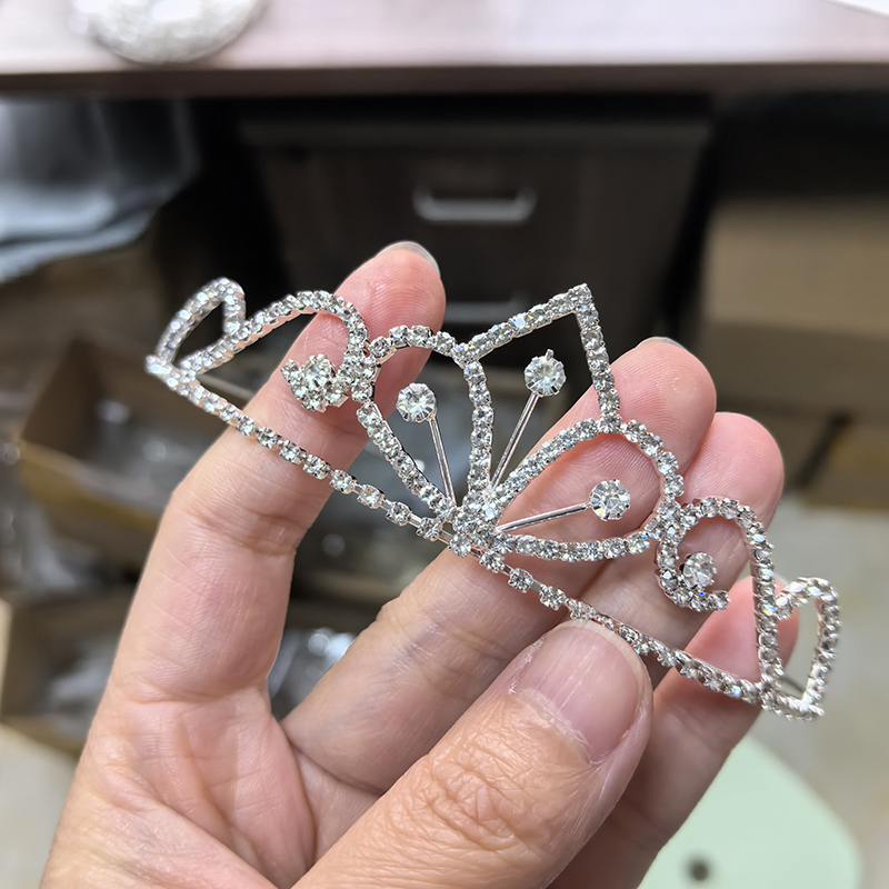 Silberfarbene Strass-Brautkron – Event Party Bewertung und Preis